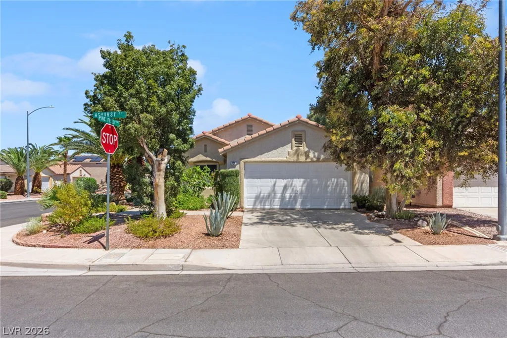 924 Ashurst, Henderson, NV 89011