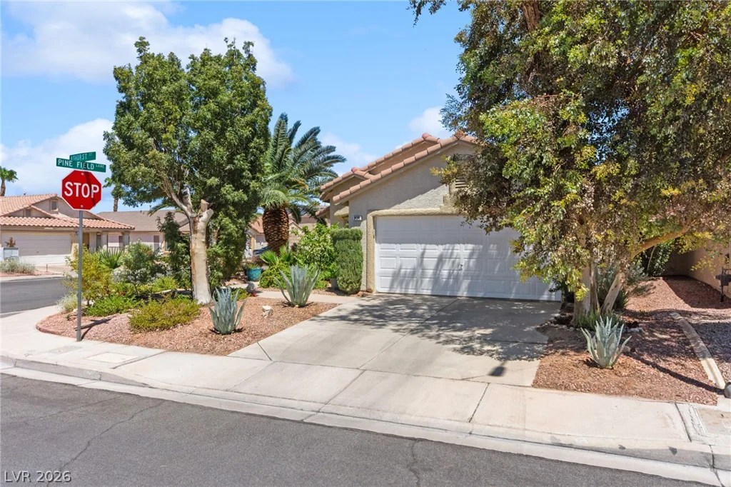 924 Ashurst, Henderson, NV 89011