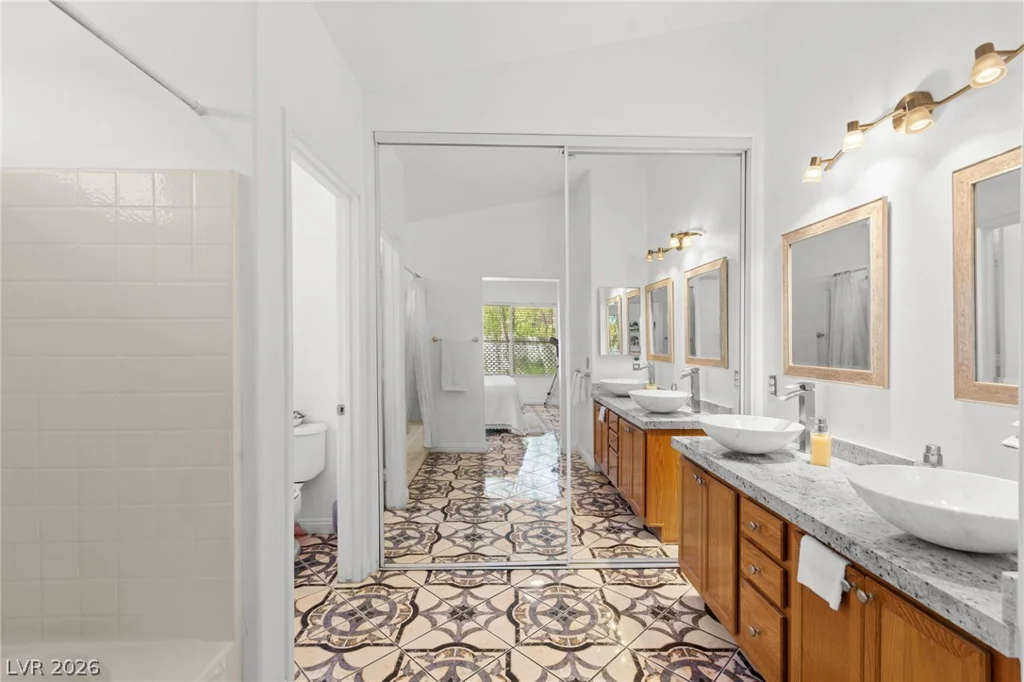 924 Ashurst, Henderson, NV 89011