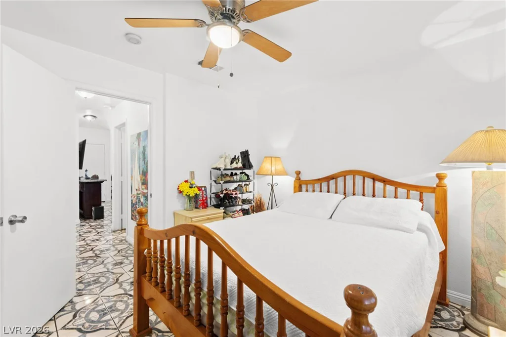 924 Ashurst, Henderson, NV 89011