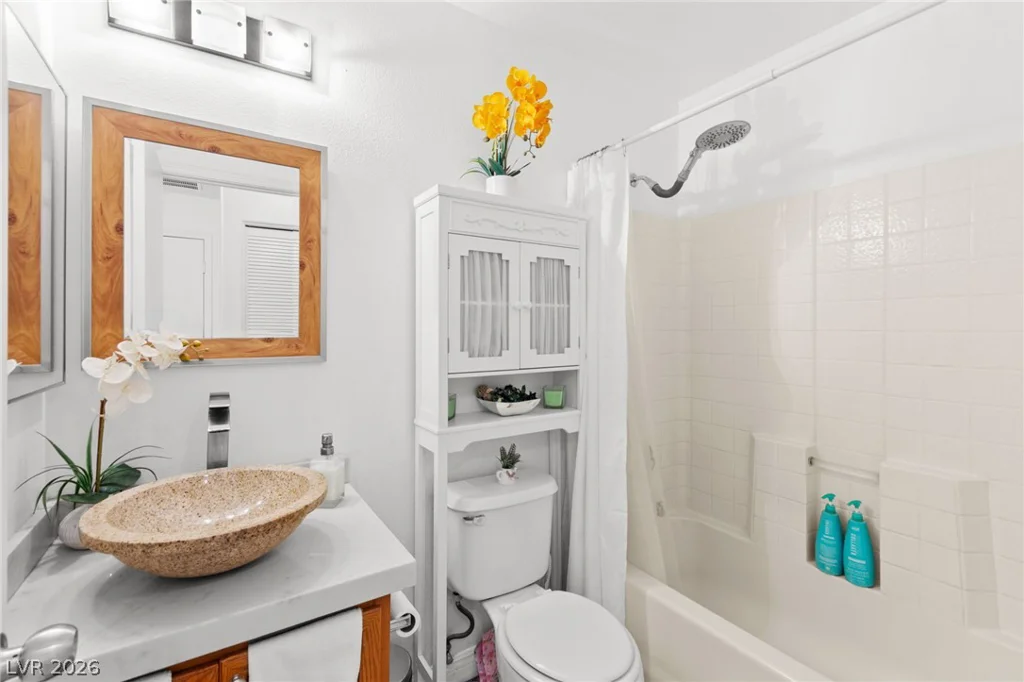 924 Ashurst, Henderson, NV 89011
