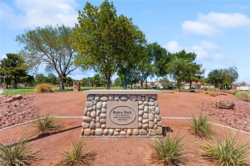924 Ashurst, Henderson, NV 89011