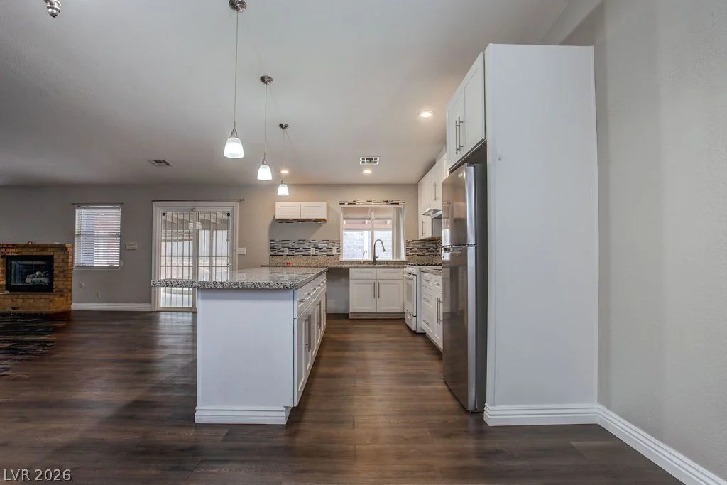 1800 Torrey Pines, Las Vegas, NV 89108