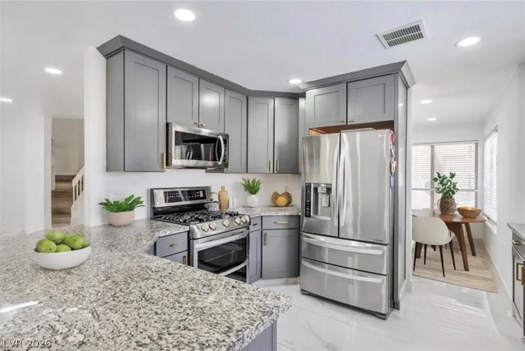 8404 Shore Breeze, Las Vegas, NV 89128