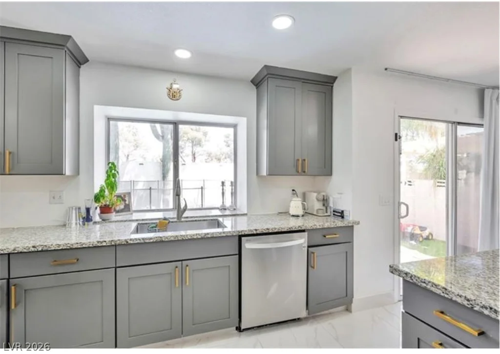 8404 Shore Breeze, Las Vegas, NV 89128