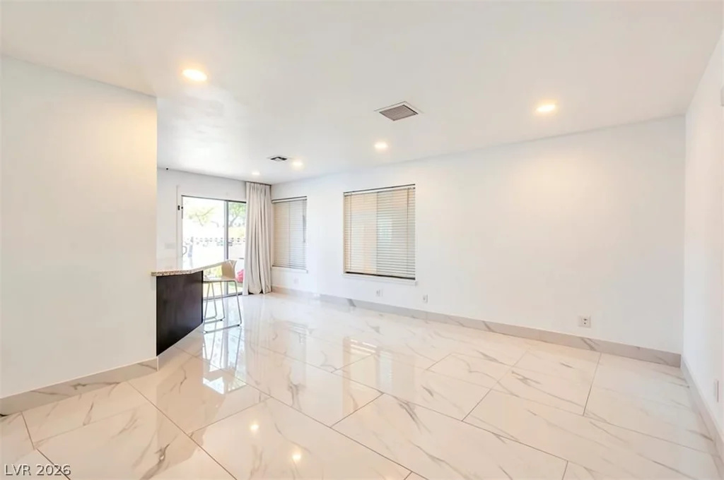 8404 Shore Breeze, Las Vegas, NV 89128