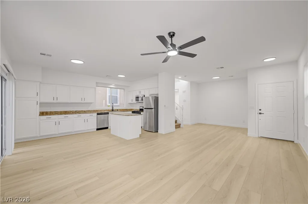 9553 Cabot Falls, Las Vegas, NV 89149