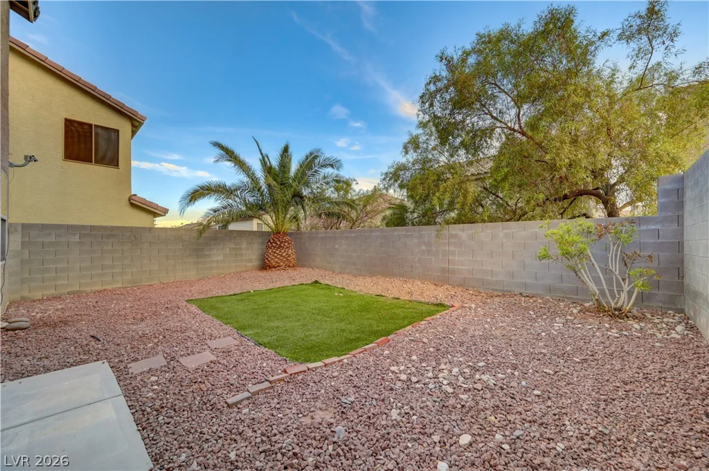 9553 Cabot Falls, Las Vegas, NV 89149