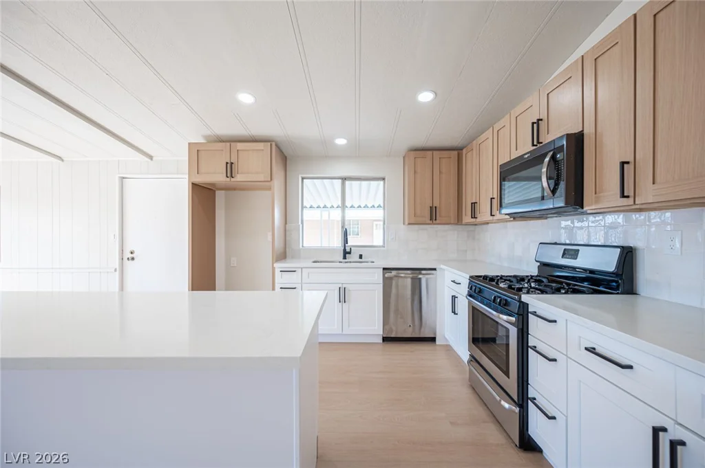 3414 Isle Royale, Las Vegas, NV 89122