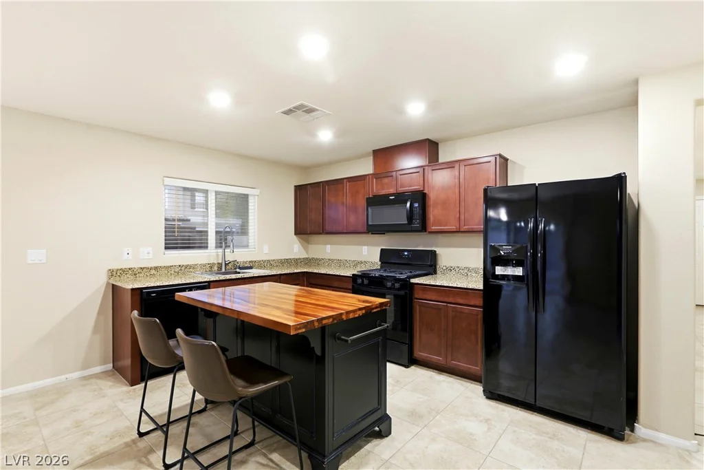 2421 Wild Onion, North Las Vegas, NV 89030
