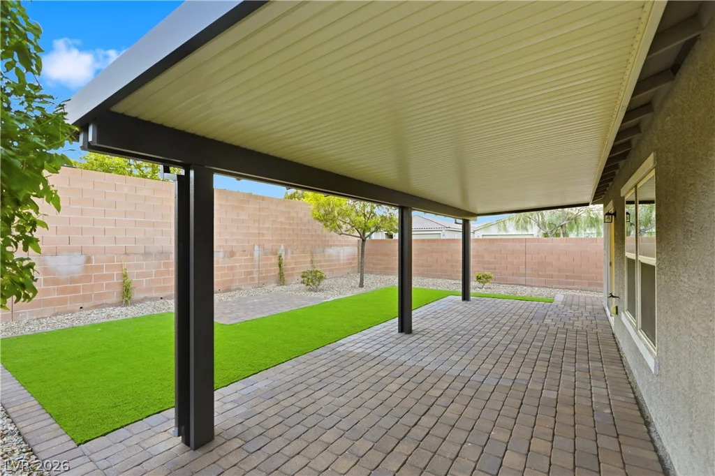 2421 Wild Onion, North Las Vegas, NV 89030