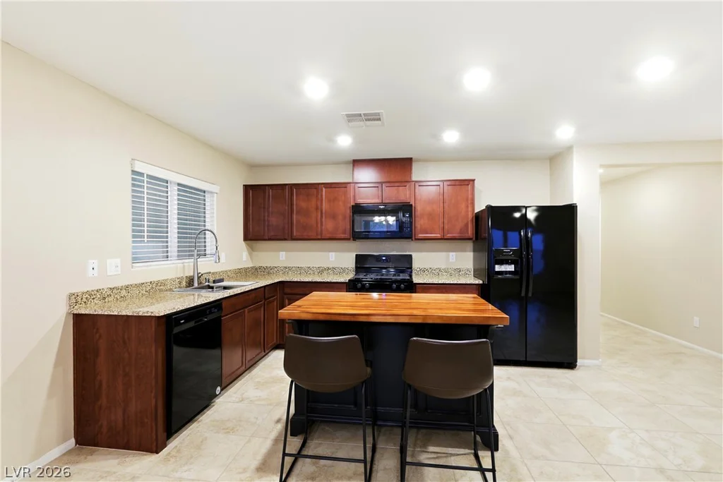 2421 Wild Onion, North Las Vegas, NV 89030