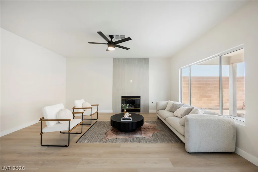 3329 Giliam, Las Vegas, NV 89129