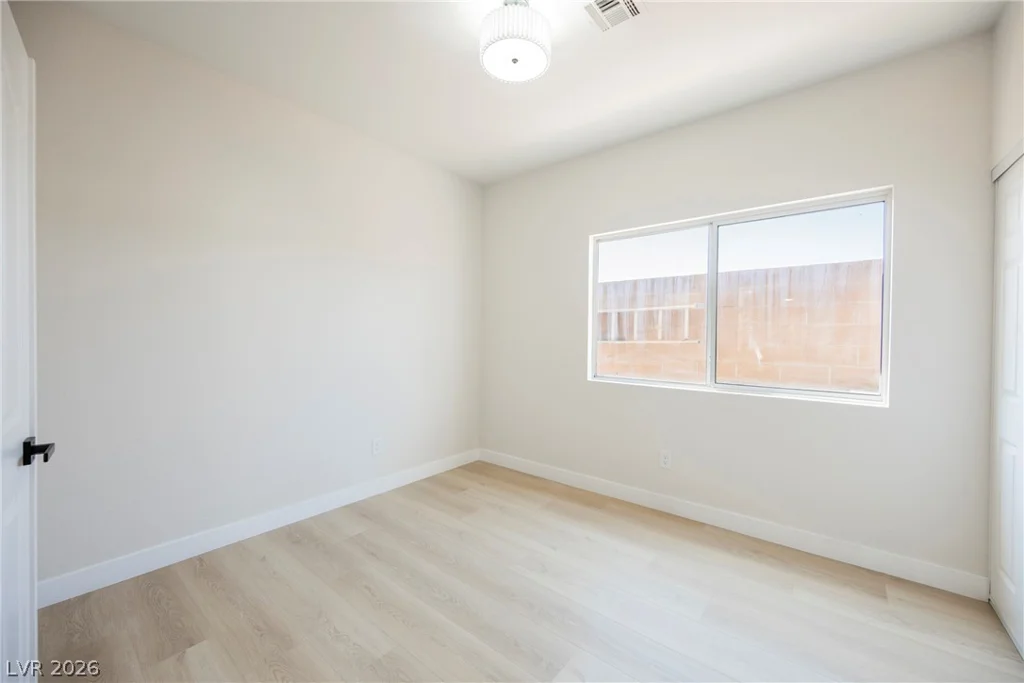 3329 Giliam, Las Vegas, NV 89129