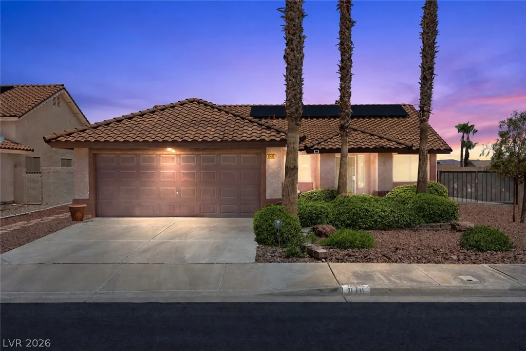 840 Holly Lake, Henderson, NV 89002