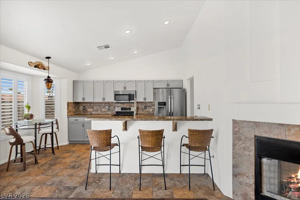 840 Holly Lake, Henderson, NV 89002