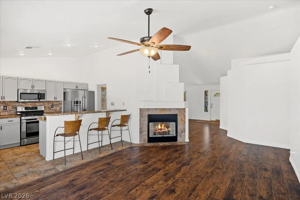 840 Holly Lake, Henderson, NV 89002
