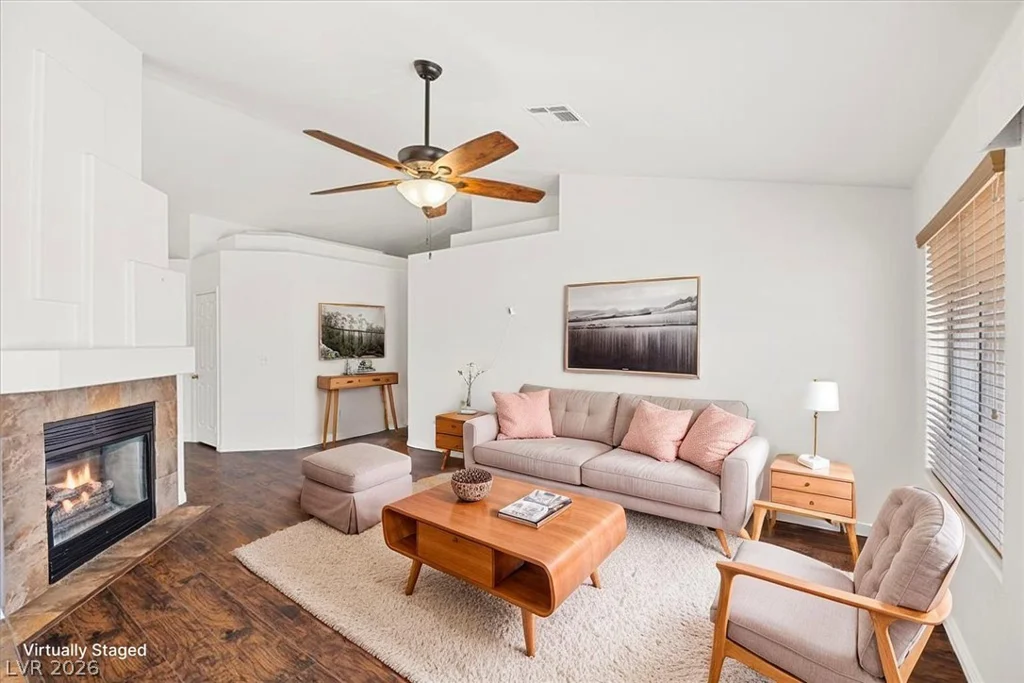 840 Holly Lake, Henderson, NV 89002