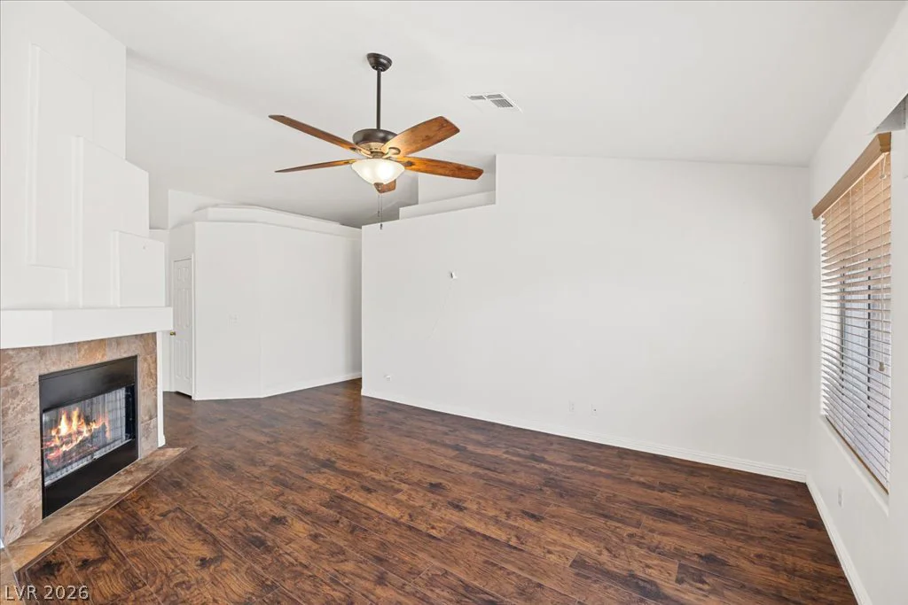 840 Holly Lake, Henderson, NV 89002