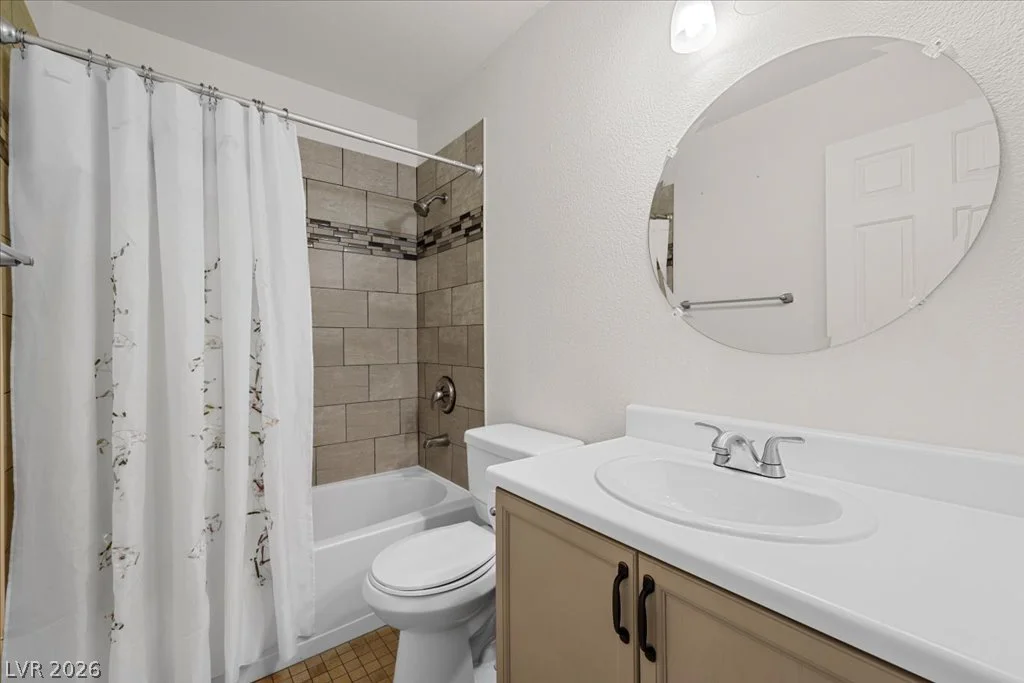 840 Holly Lake, Henderson, NV 89002