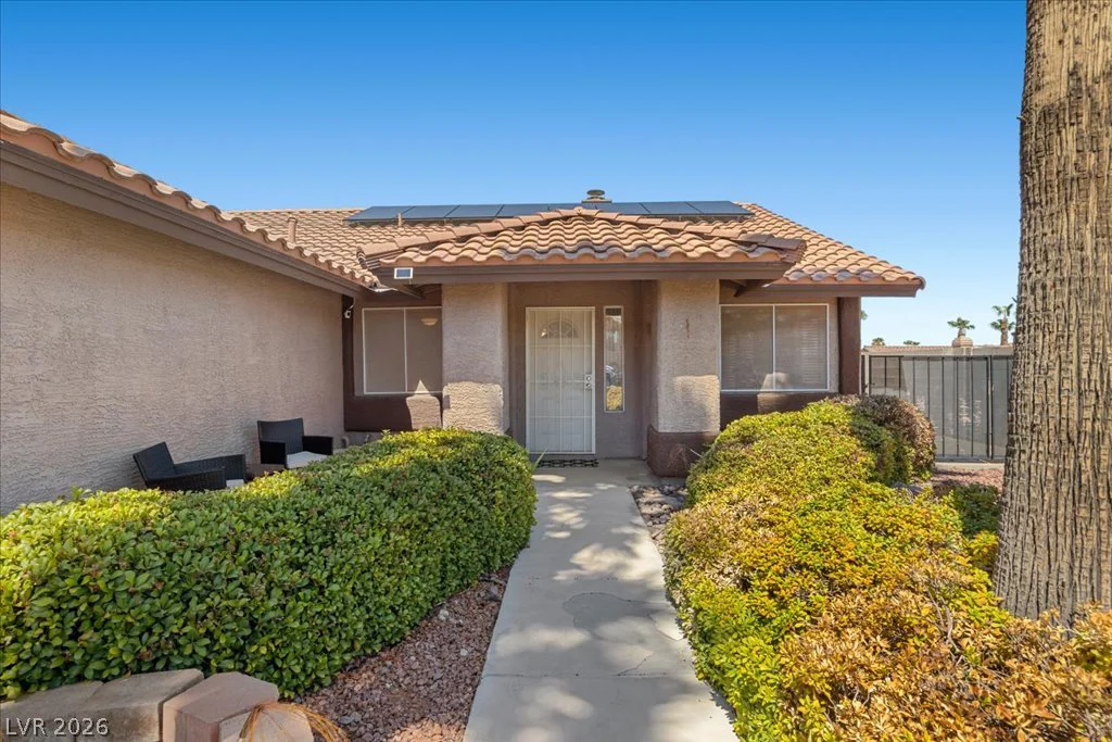 840 Holly Lake, Henderson, NV 89002