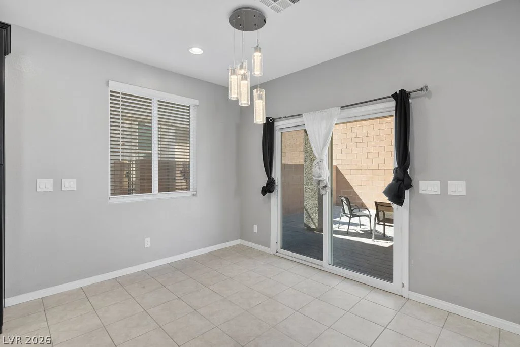 364 Free Fall, North Las Vegas, NV 89084