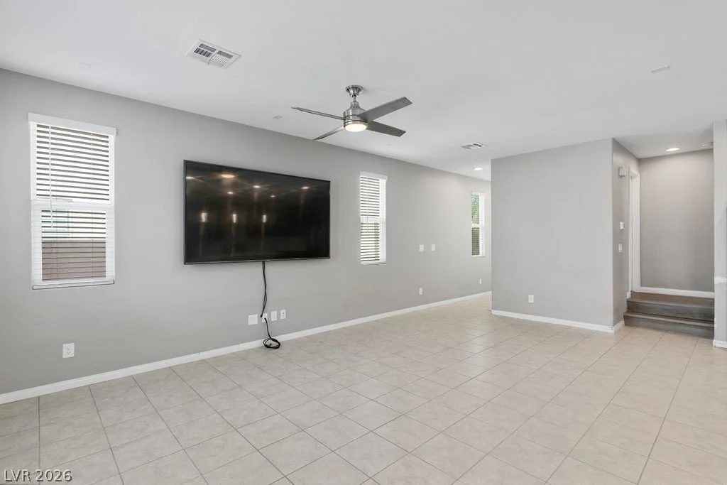 364 Free Fall, North Las Vegas, NV 89084