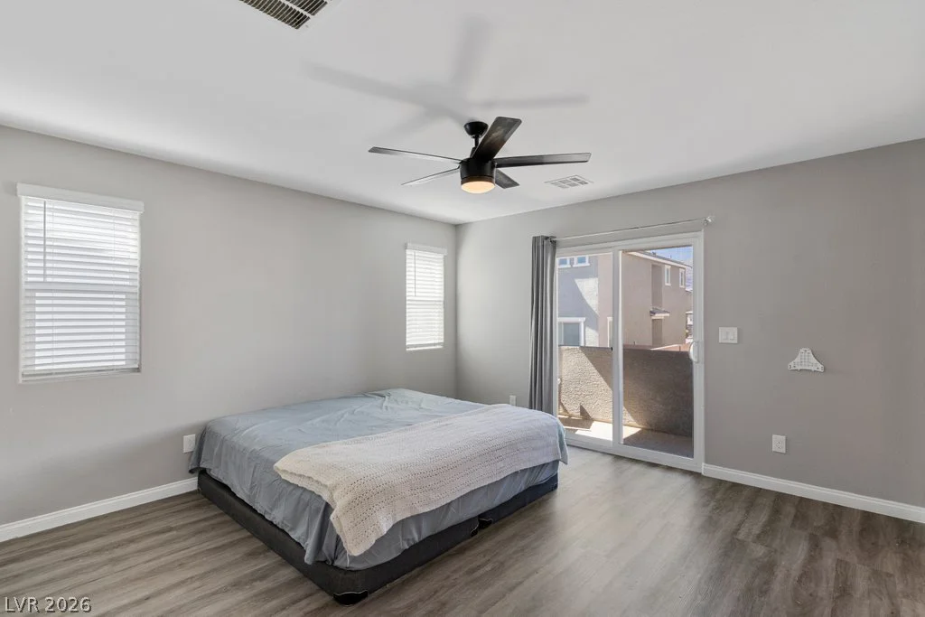 364 Free Fall, North Las Vegas, NV 89084