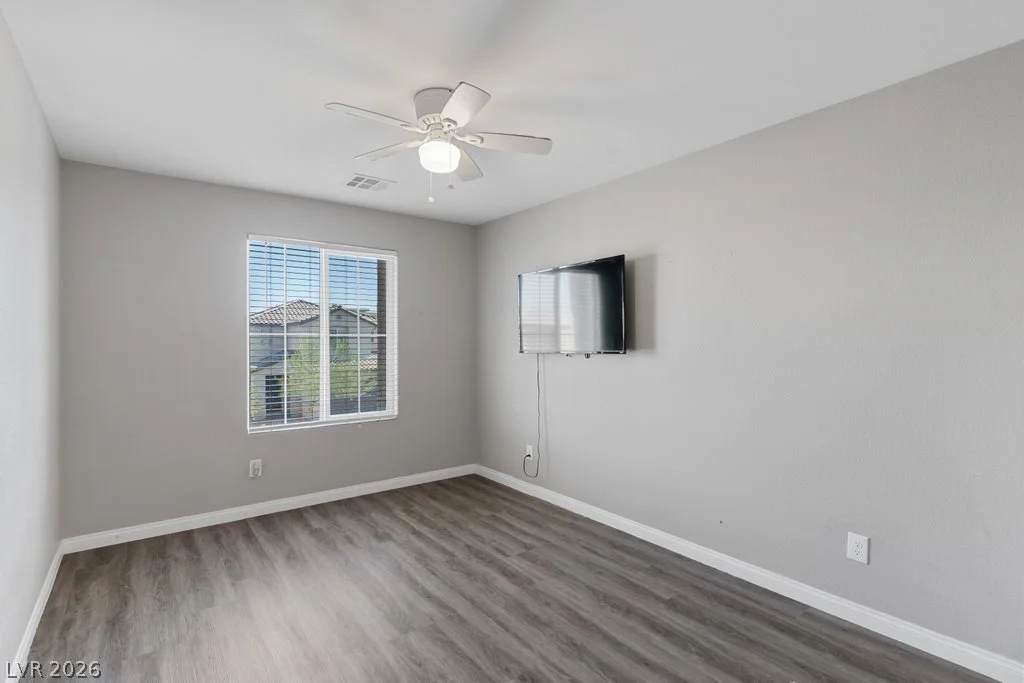 364 Free Fall, North Las Vegas, NV 89084