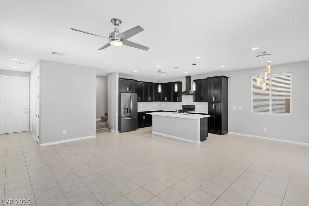 364 Free Fall, North Las Vegas, NV 89084