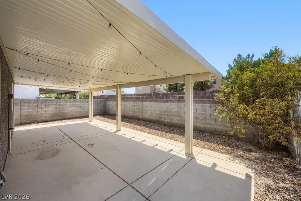 5271 Mineral Lake, Las Vegas, NV 89122