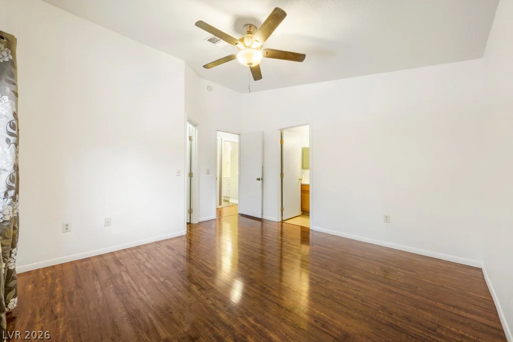 5271 Mineral Lake, Las Vegas, NV 89122