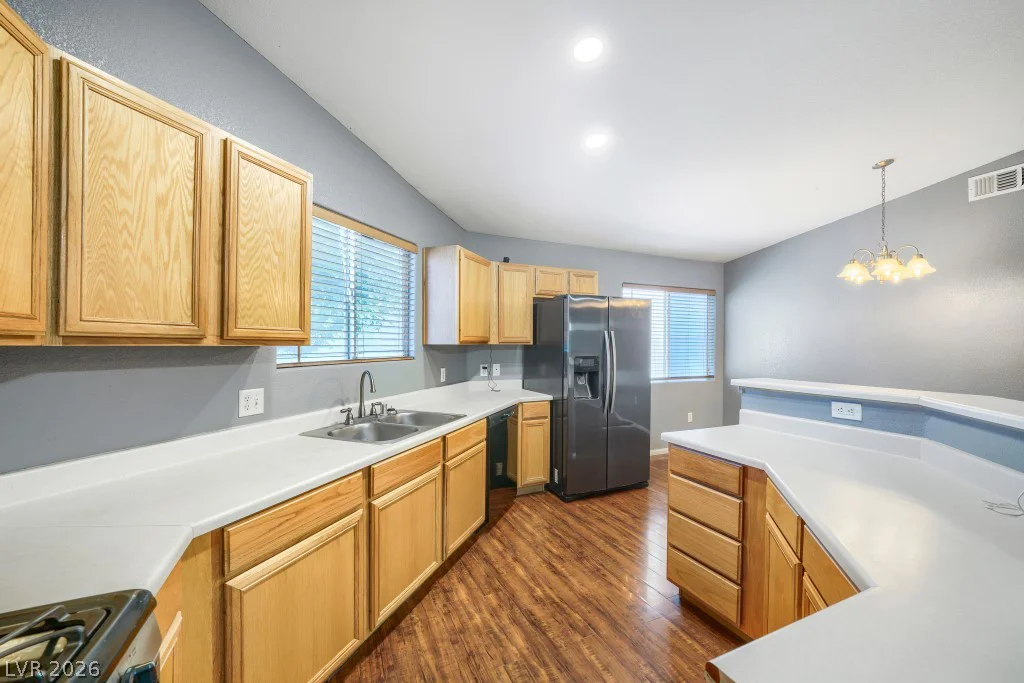 5271 Mineral Lake, Las Vegas, NV 89122