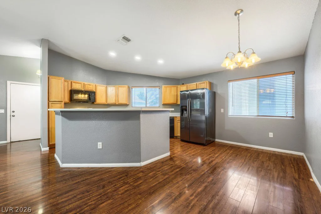 5271 Mineral Lake, Las Vegas, NV 89122