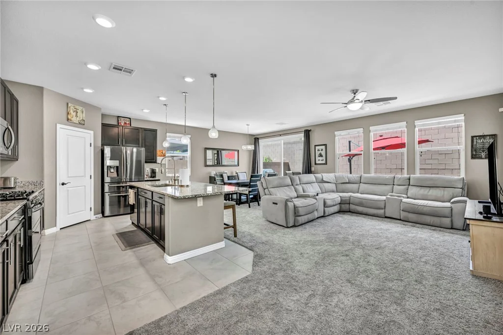 9319 Colinton, Las Vegas, NV 89178
