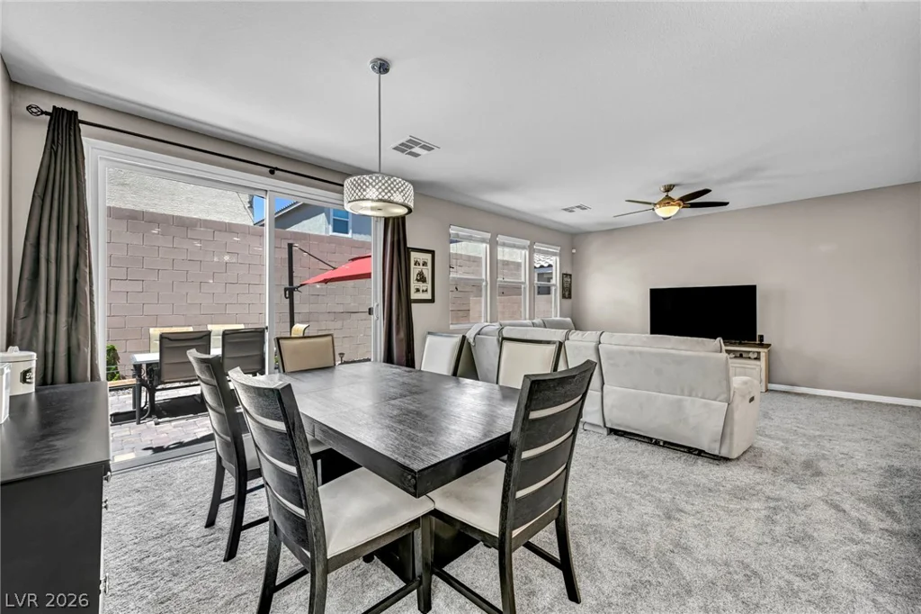 9319 Colinton, Las Vegas, NV 89178