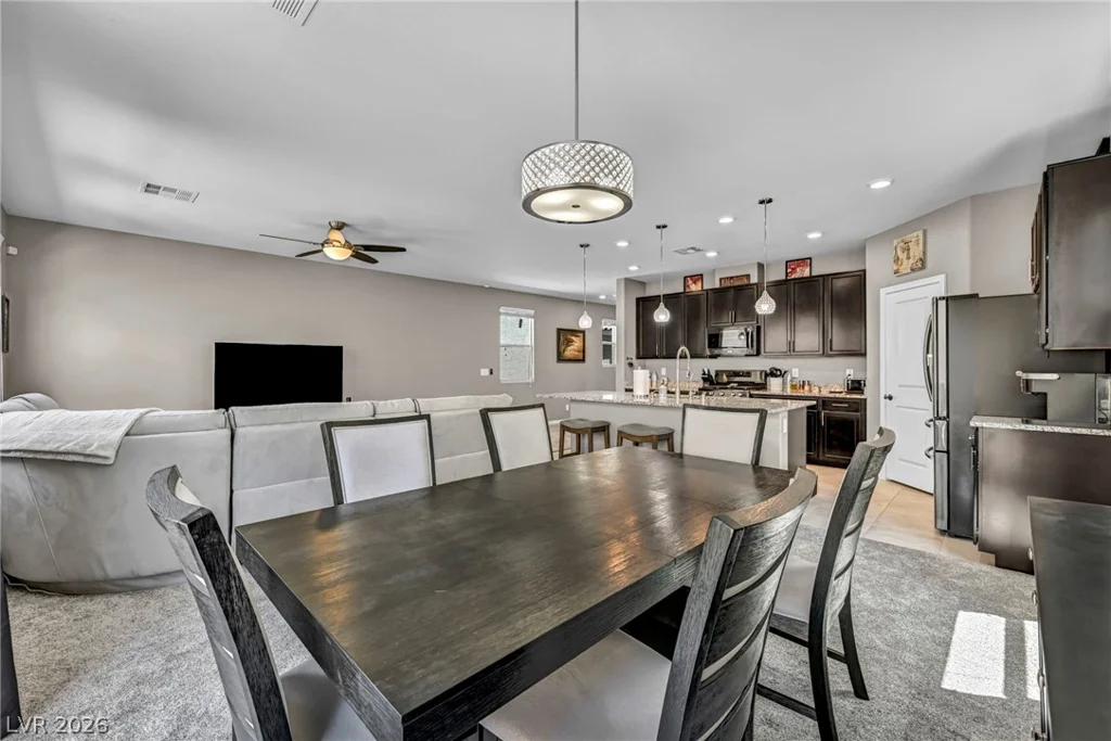 9319 Colinton, Las Vegas, NV 89178