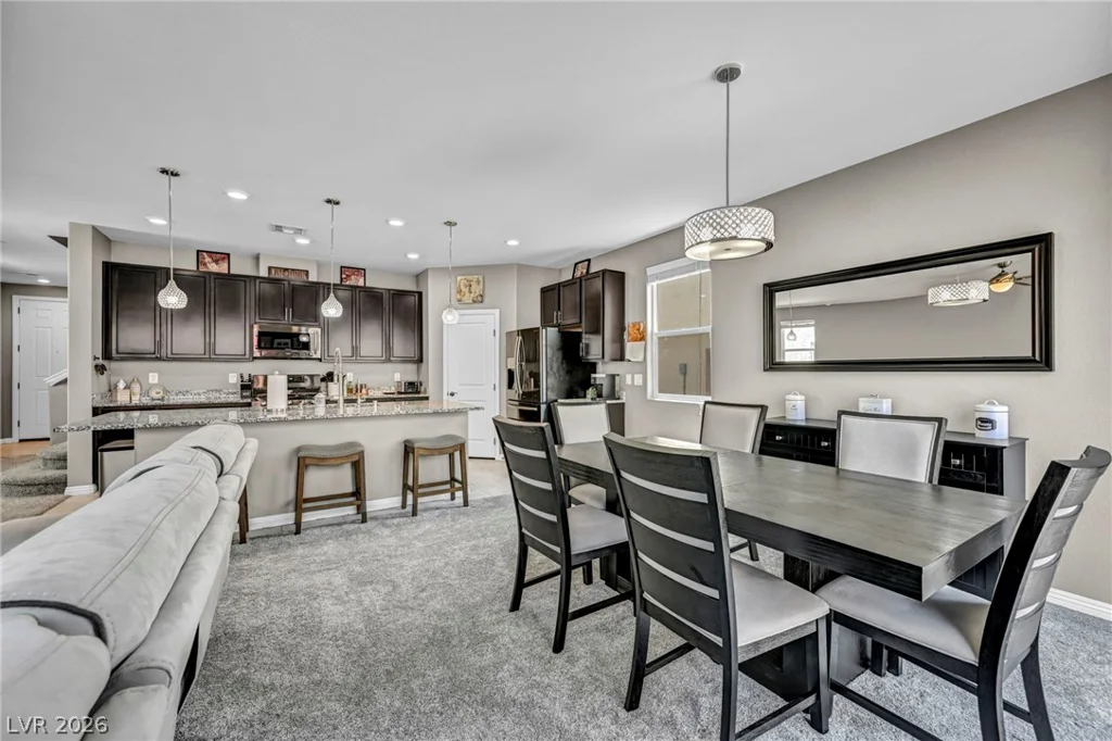 9319 Colinton, Las Vegas, NV 89178