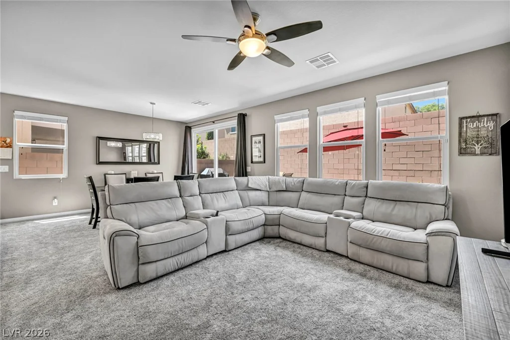 9319 Colinton, Las Vegas, NV 89178