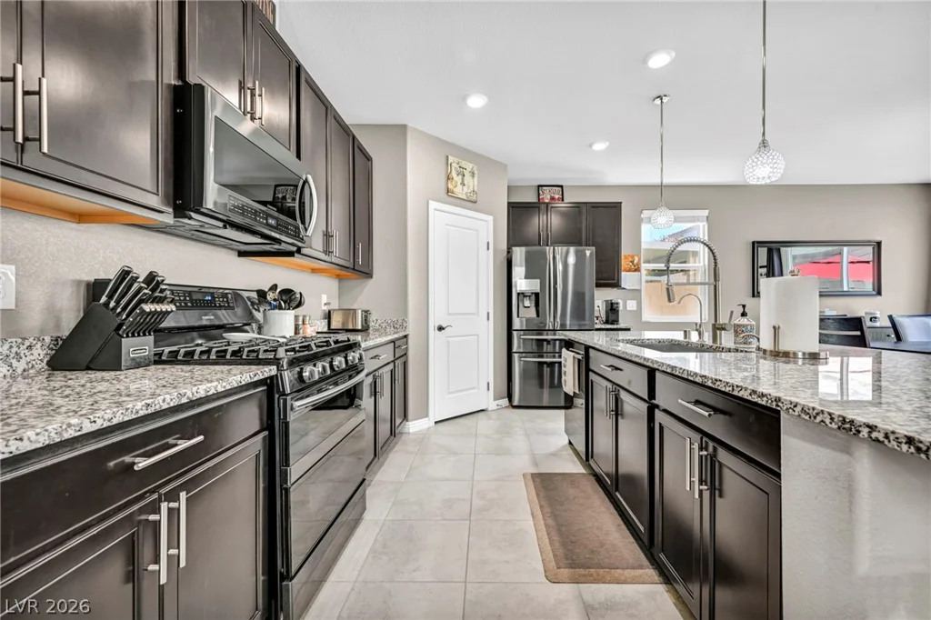 9319 Colinton, Las Vegas, NV 89178