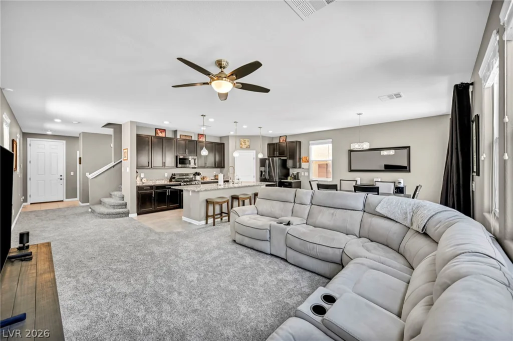 9319 Colinton, Las Vegas, NV 89178