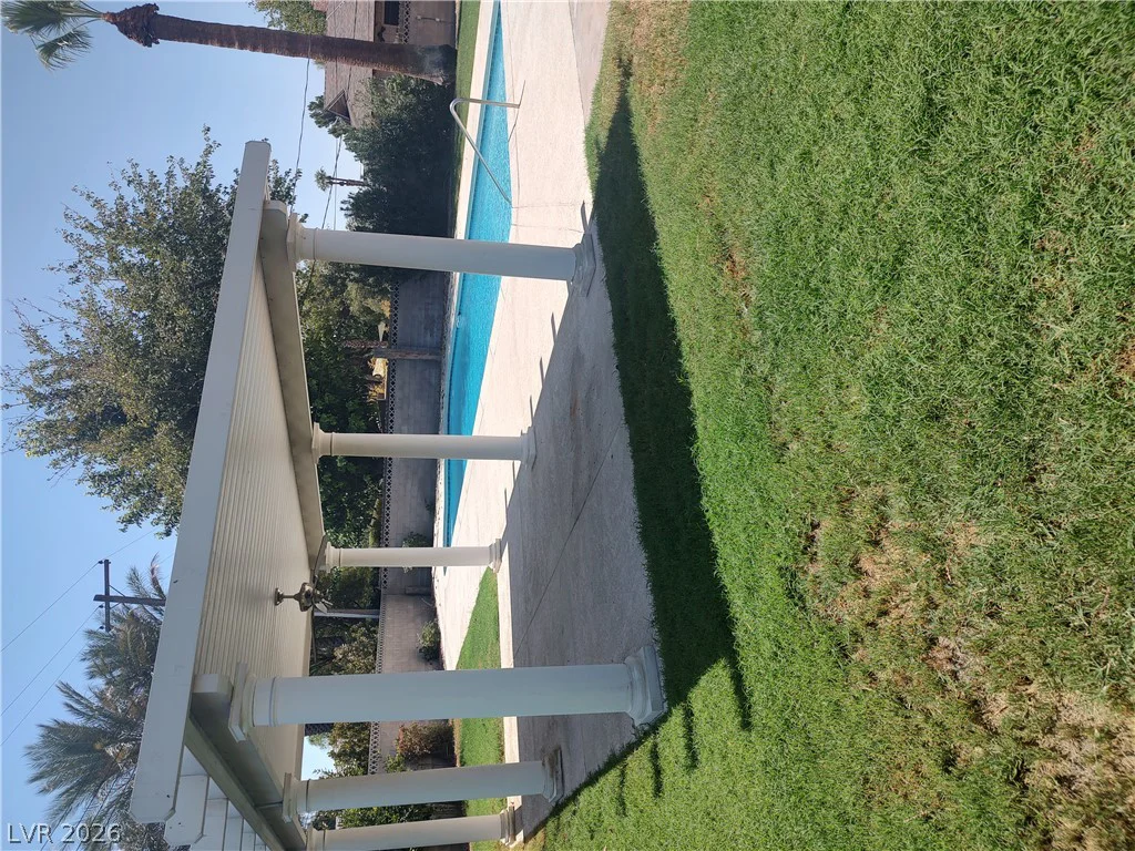 325 Park Way West, Las Vegas, NV 89106