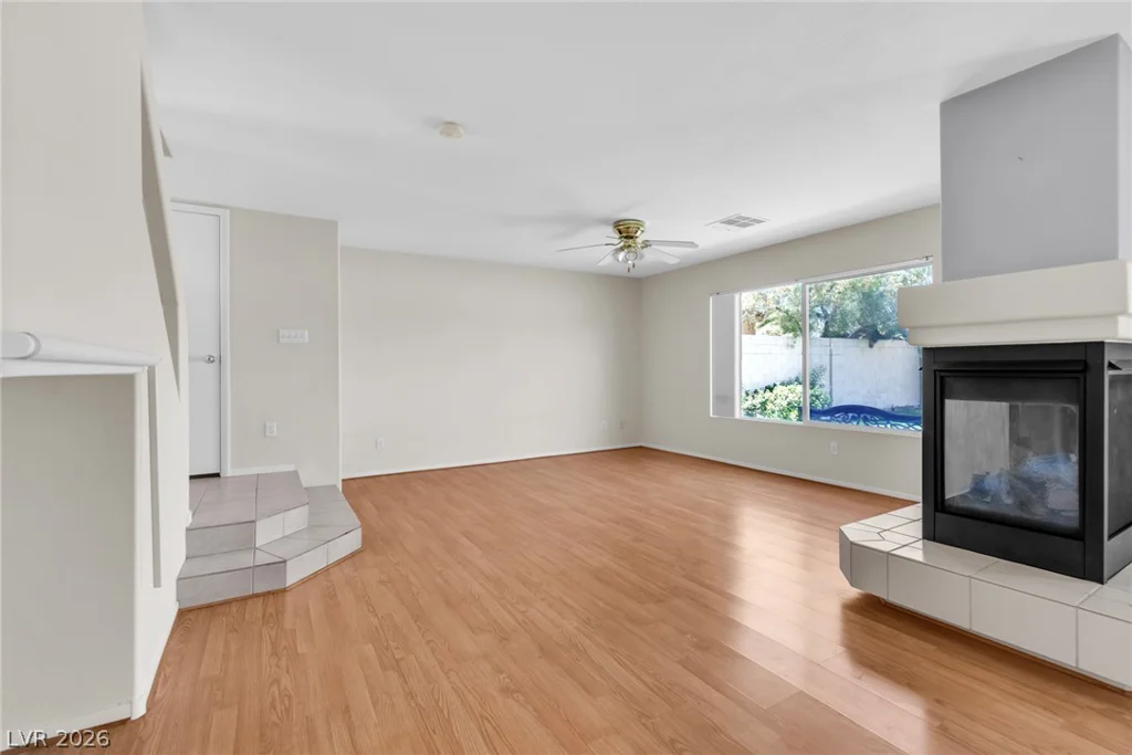 650 Ribbon Grass, Las Vegas, NV 89183
