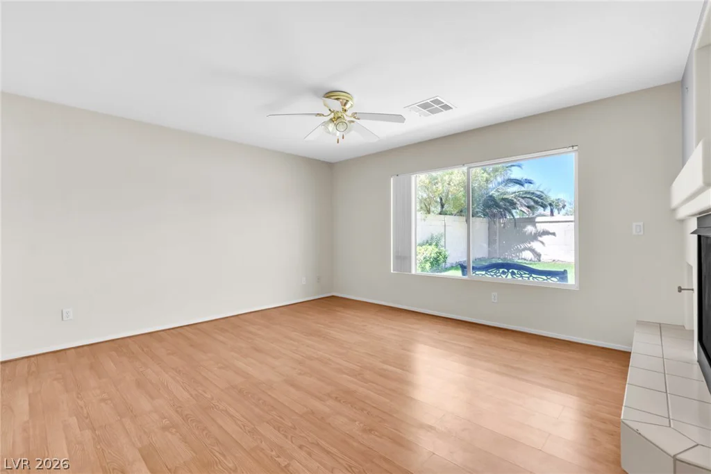 650 Ribbon Grass, Las Vegas, NV 89183