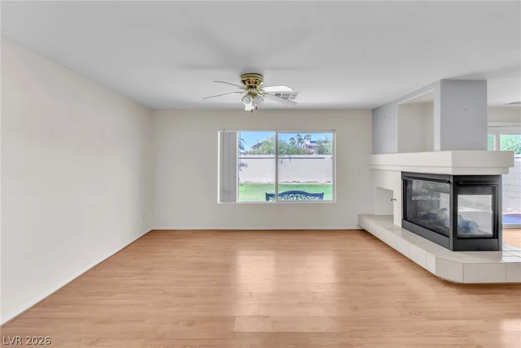 650 Ribbon Grass, Las Vegas, NV 89183