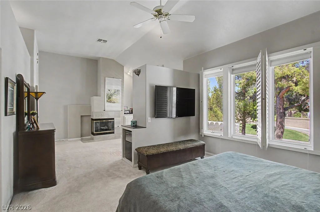 8131 Castle Pines, Las Vegas, NV 89113