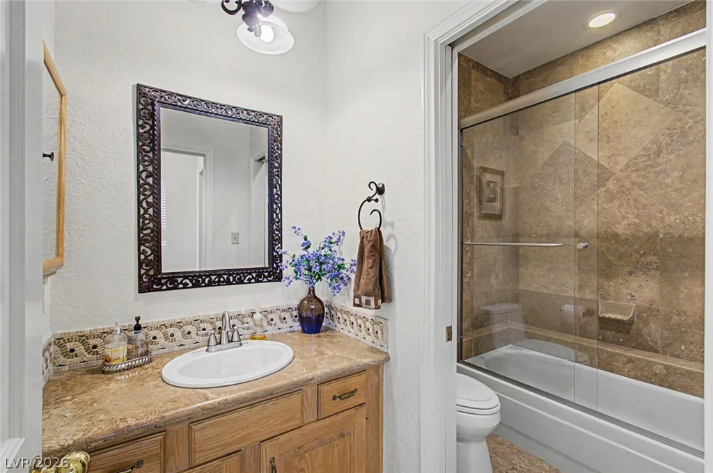 8131 Castle Pines, Las Vegas, NV 89113