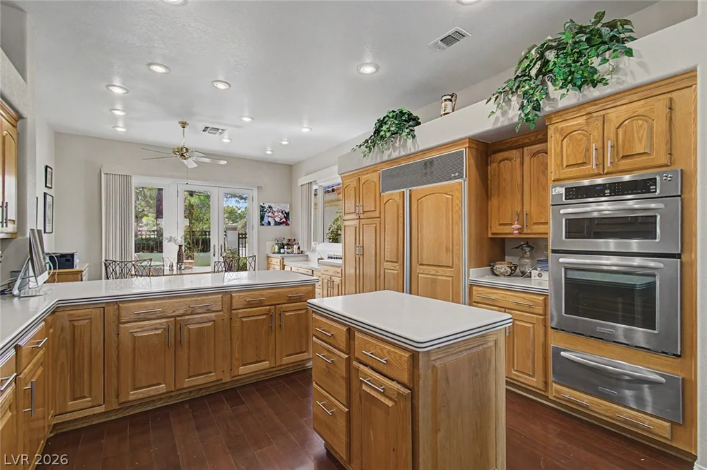 8131 Castle Pines, Las Vegas, NV 89113