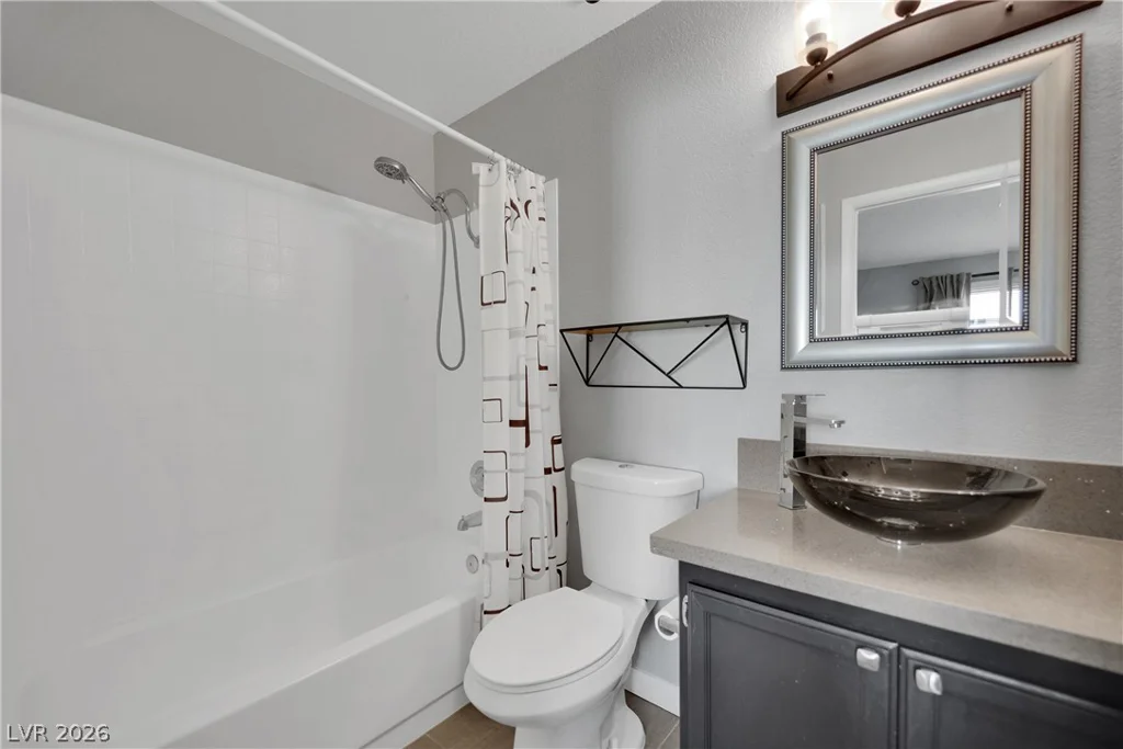 7937 Diamond Rock, Las Vegas, NV 89128