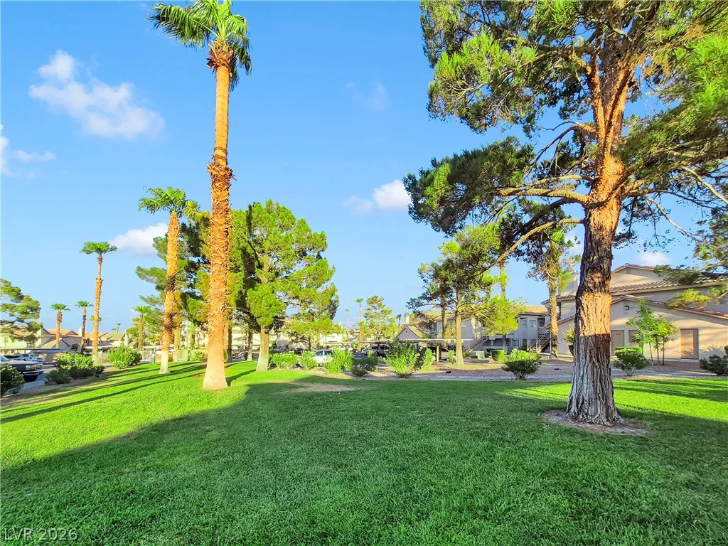 7937 Diamond Rock, Las Vegas, NV 89128